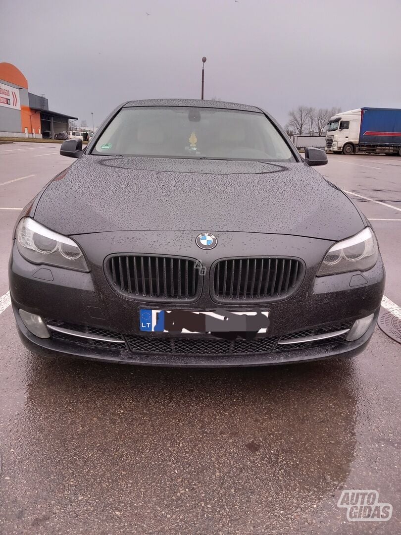 Bmw 530 2010 г Седан