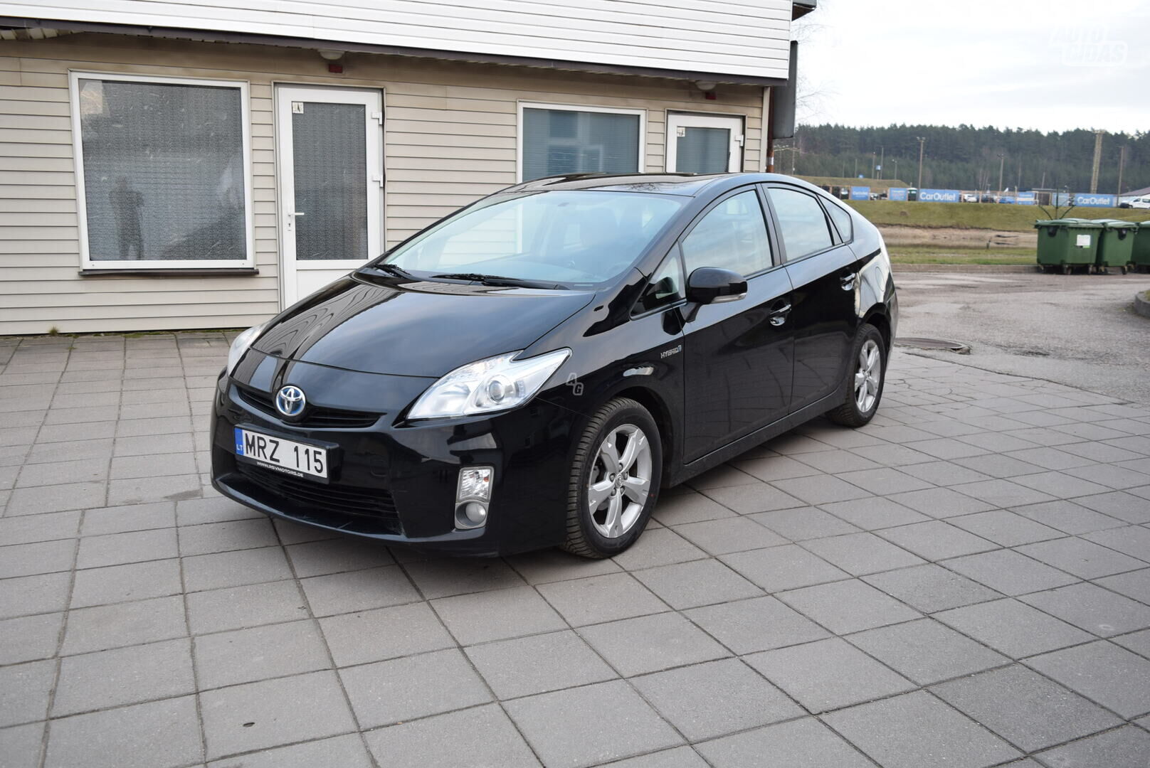 Toyota Prius 2010 г Хэтчбек