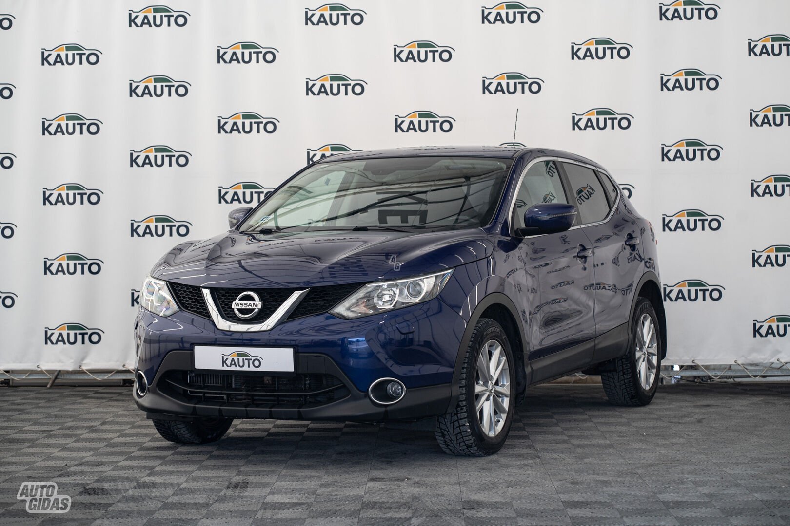 Nissan Qashqai 2014 г Внедорожник / Кроссовер