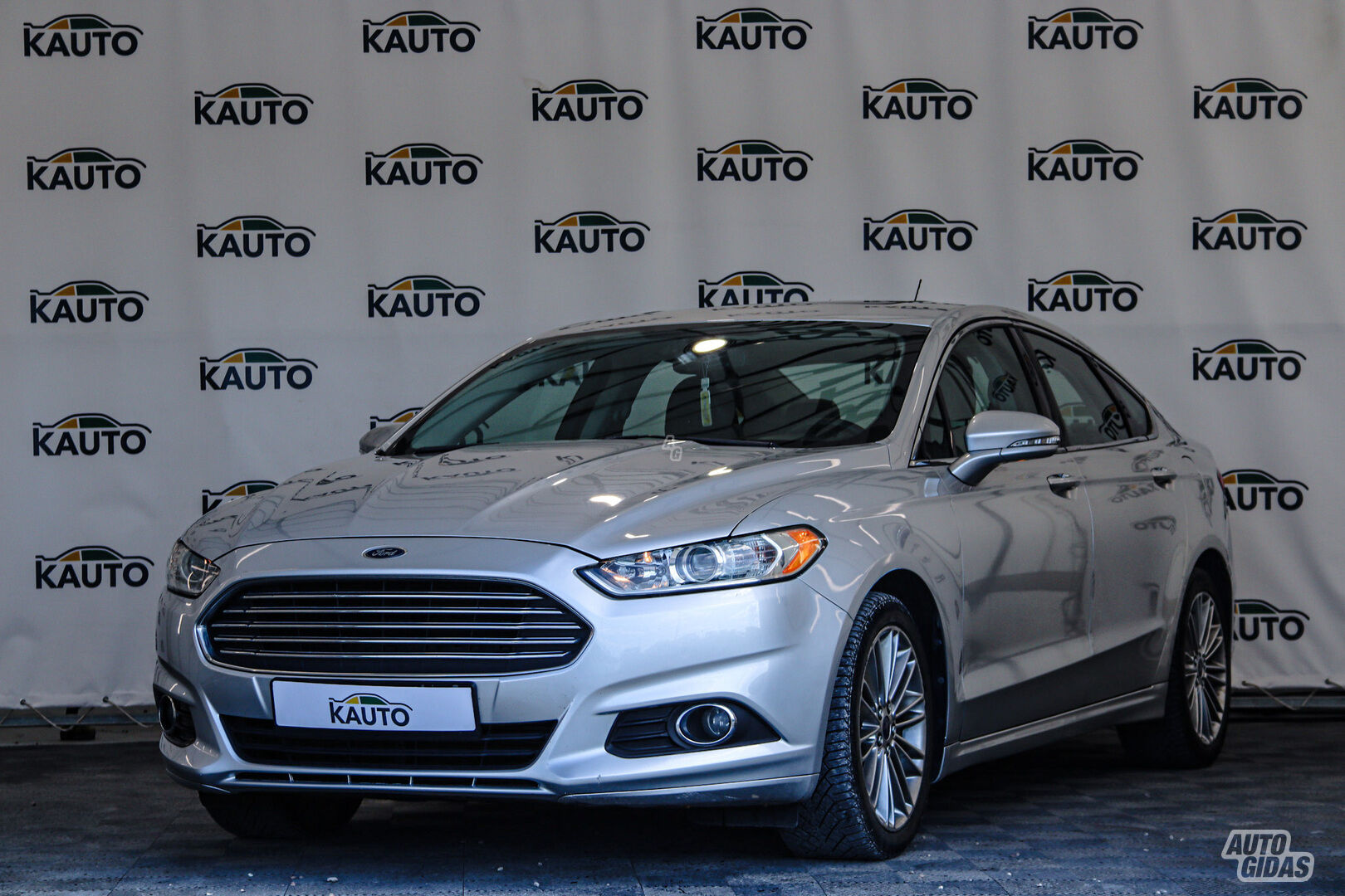 Ford Fusion 2014 y Sedan