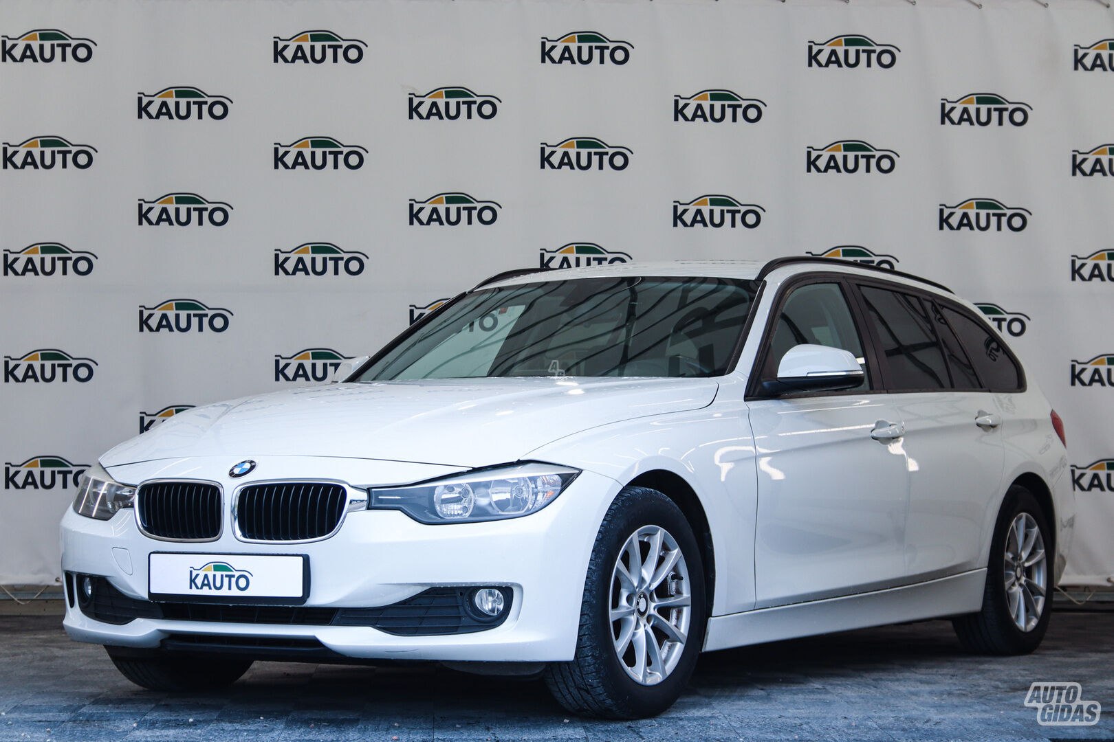 Bmw 318 2014 y Wagon