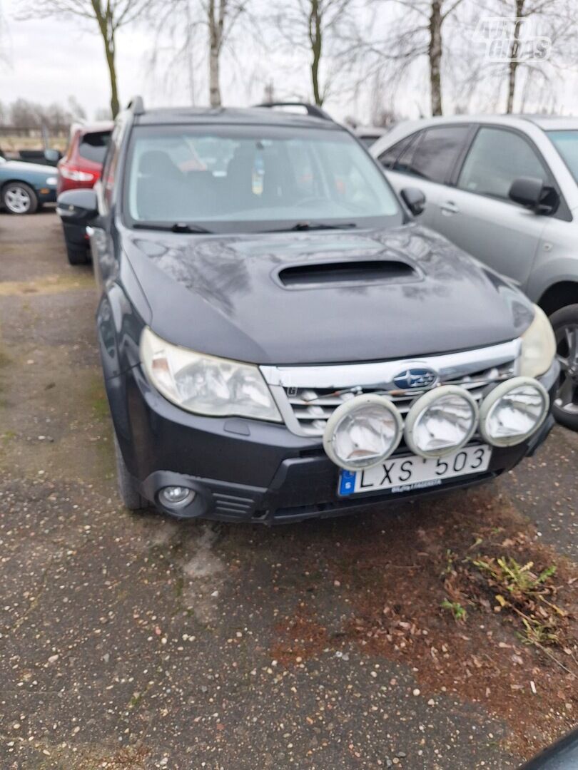 Subaru Forester 2012 y Off-road / Crossover