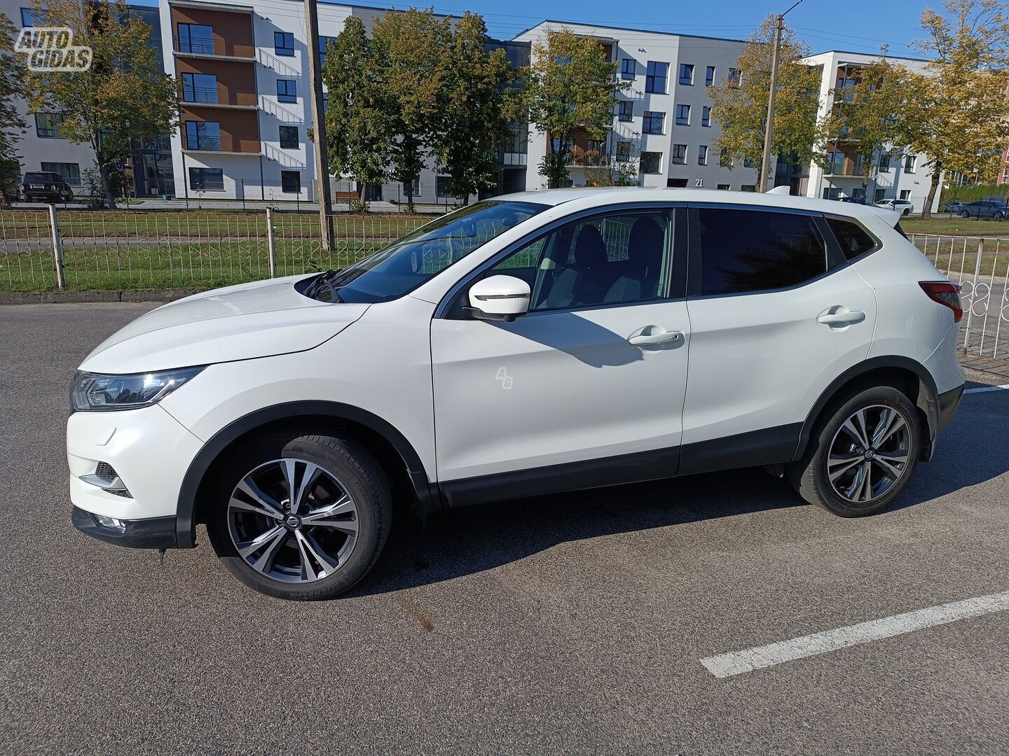 Nissan Qashqai 2018 y Off-road / Crossover