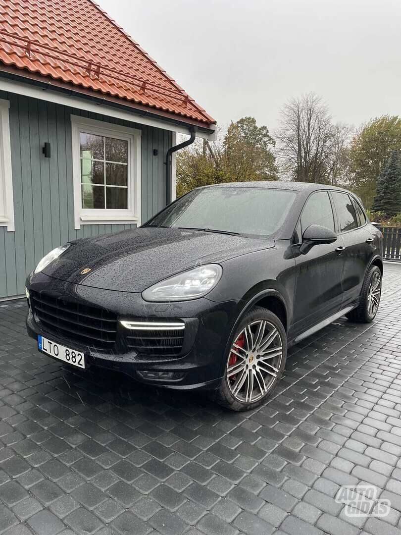 Porsche Cayenne 2017 m Visureigis / Krosoveris