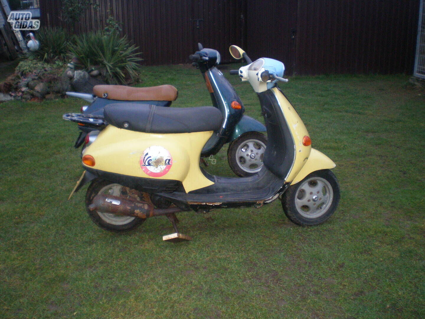 Piaggio Vespa 2002 m Motoroleris / Mopedas