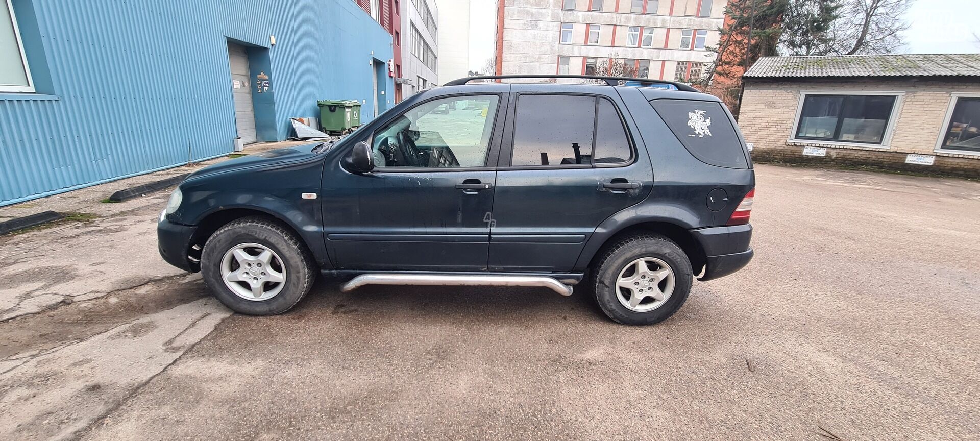 Mercedes-Benz ML 270 2001 y Off-road / Crossover