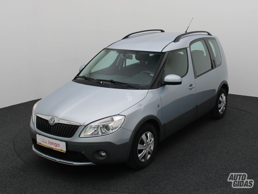 Skoda Roomster 2011 г Минивэн