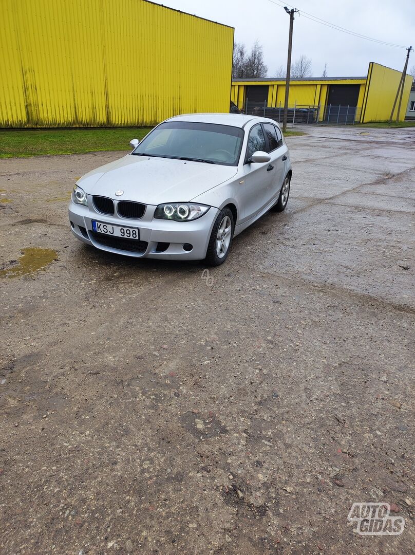 Bmw 120 2007 y Hatchback