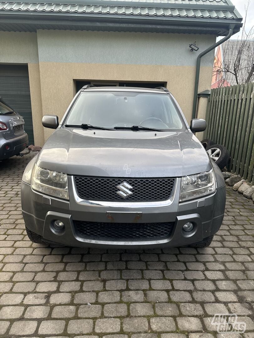 Suzuki Grand Vitara 2006 y Off-road / Crossover