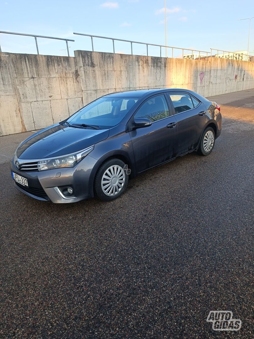 Toyota Corolla 2016 y Sedan