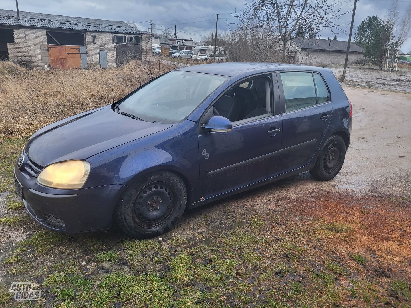 Volkswagen Golf 2003 г Хэтчбек