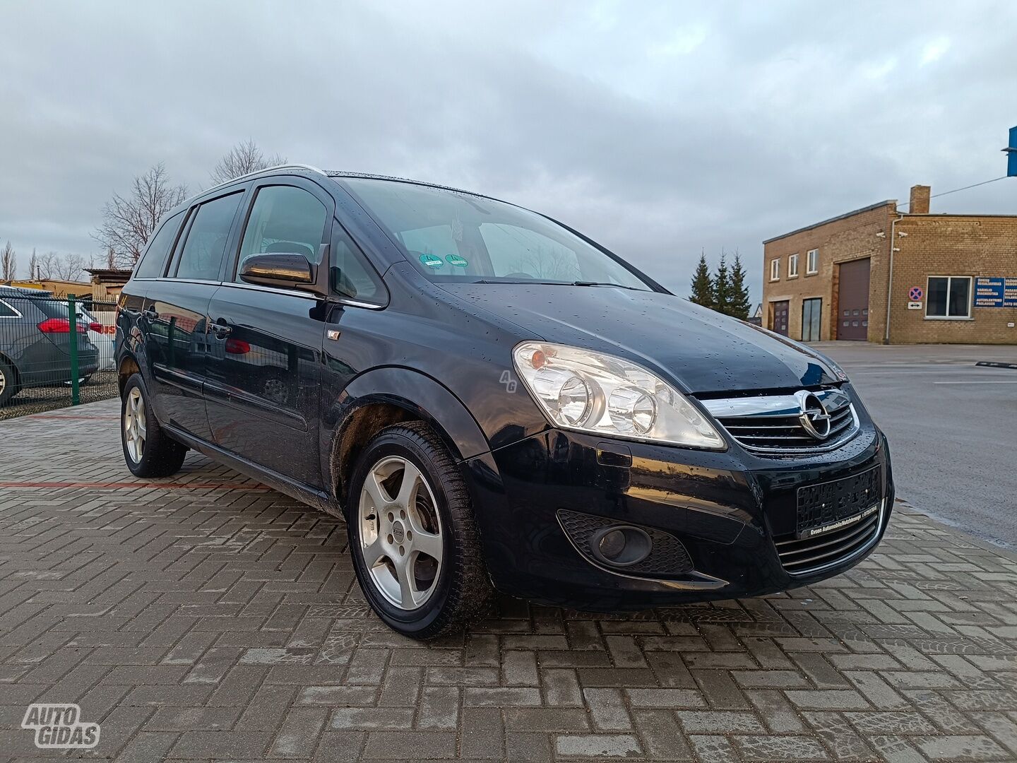 Opel Zafira 2008 y Van