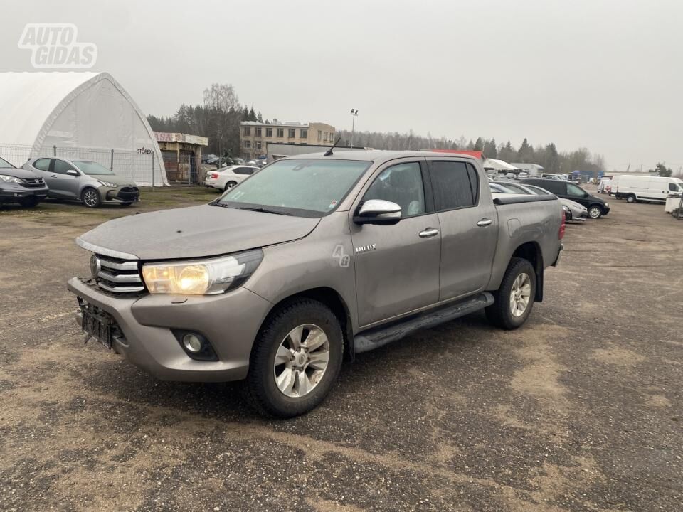 Toyota Hilux 2017 m Kitas