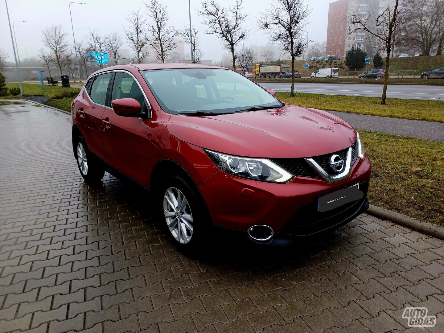 Nissan Qashqai 2017 г Внедорожник / Кроссовер