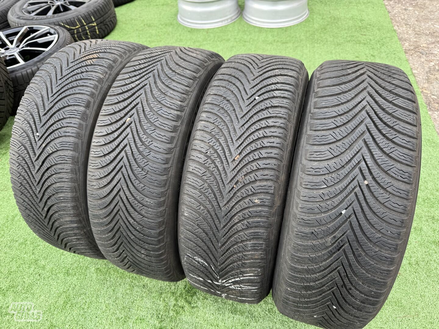 Michelin Siunciam, 5-6mm  R16 žieminės padangos lengviesiems