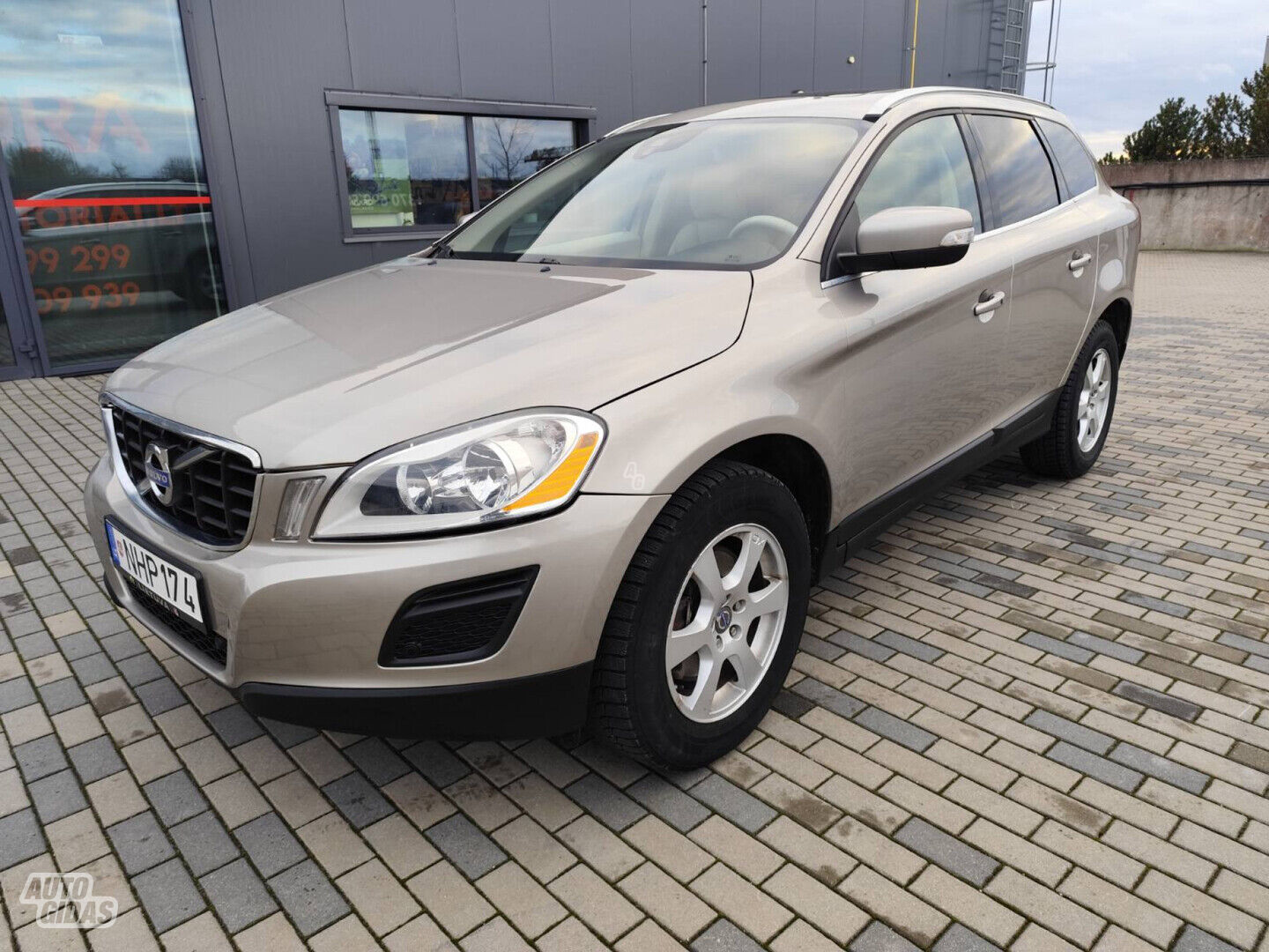 Volvo 2012 m Visureigis / Krosoveris