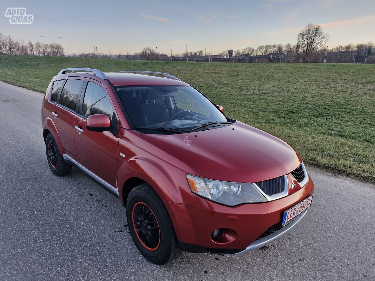 Mitsubishi Outlander 2010 m Visureigis / Krosoveris