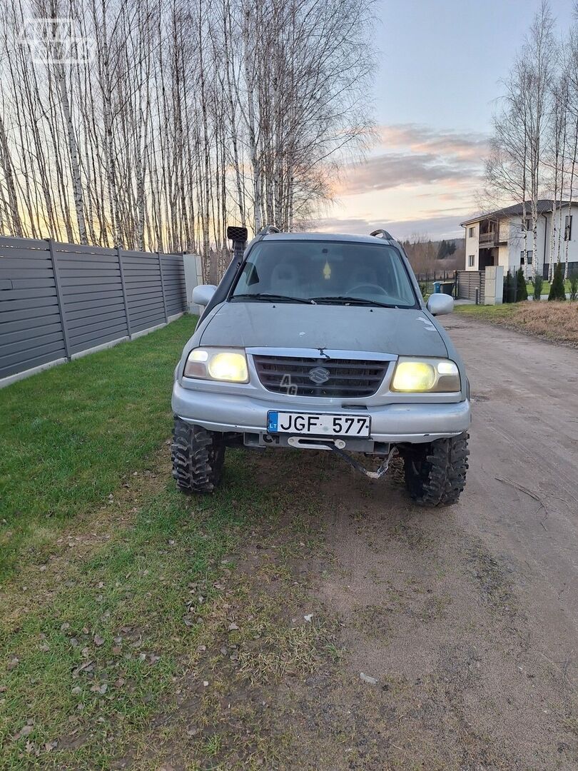 Suzuki Grand Vitara 2000 m Visureigis / Krosoveris