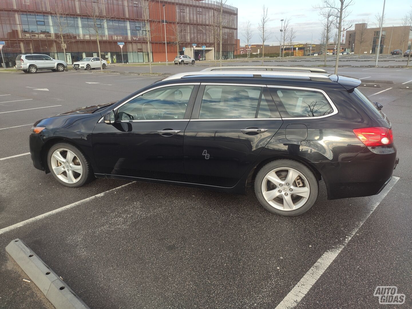 Honda Accord 2008 m Universalas