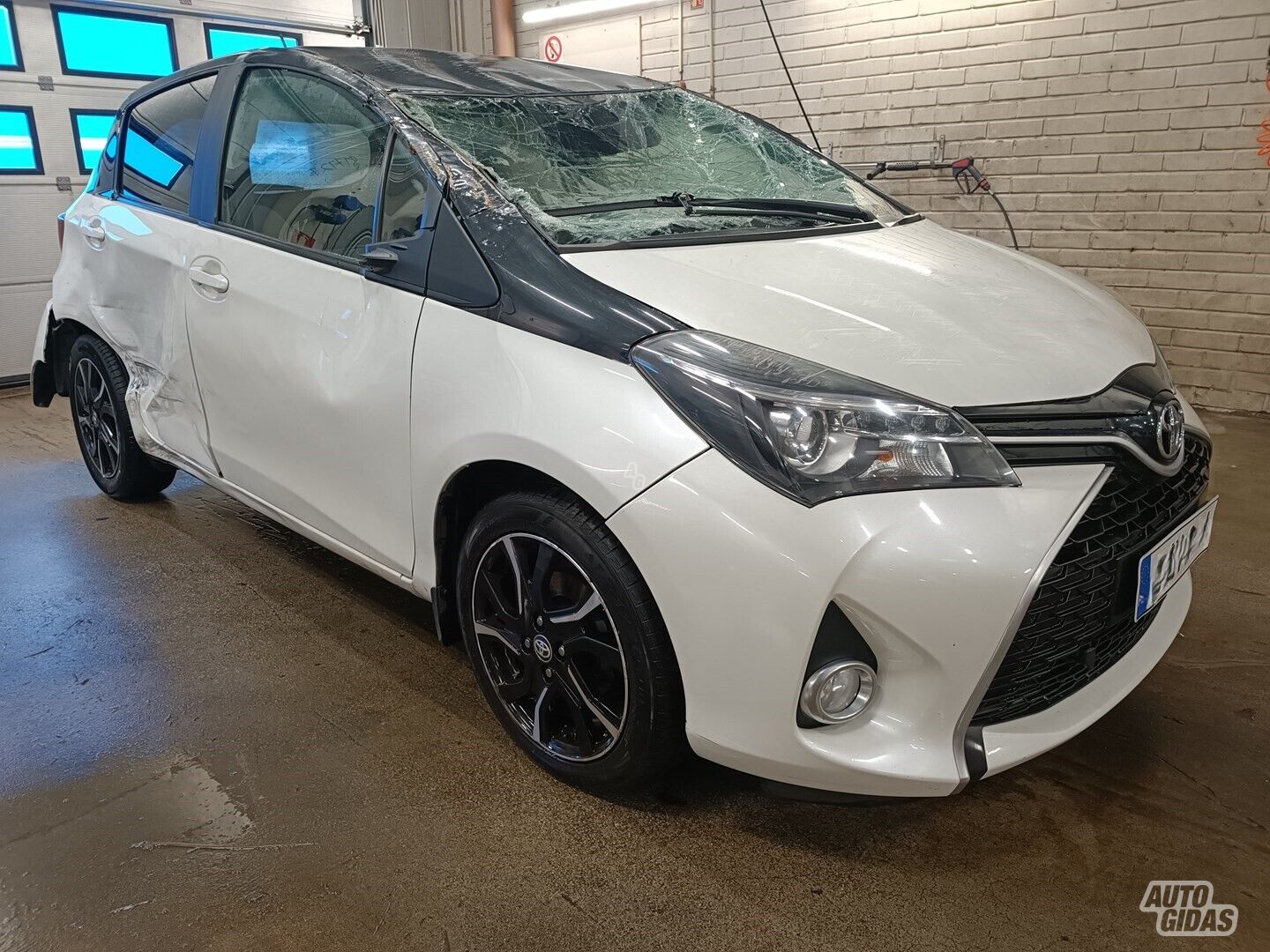 Toyota Yaris III 2016 г запчясти