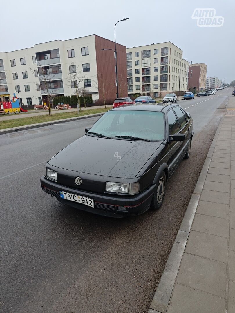 Volkswagen Passat 1989 m Sedanas