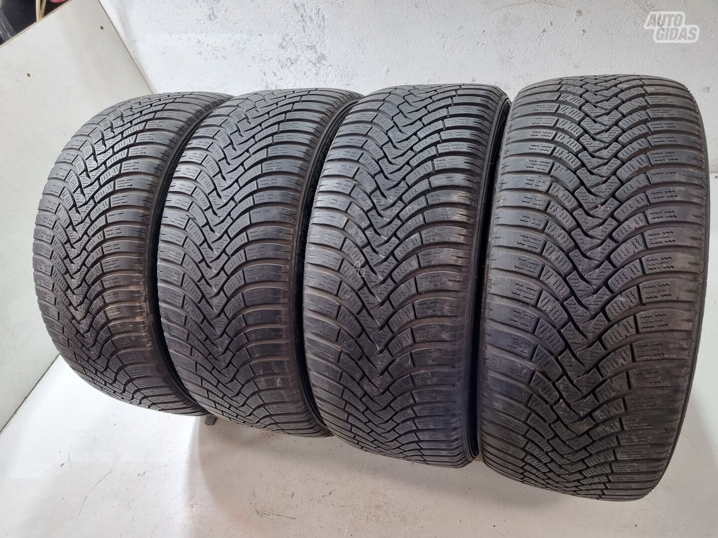 Falken 5-6mm R17 universal tyres passanger car