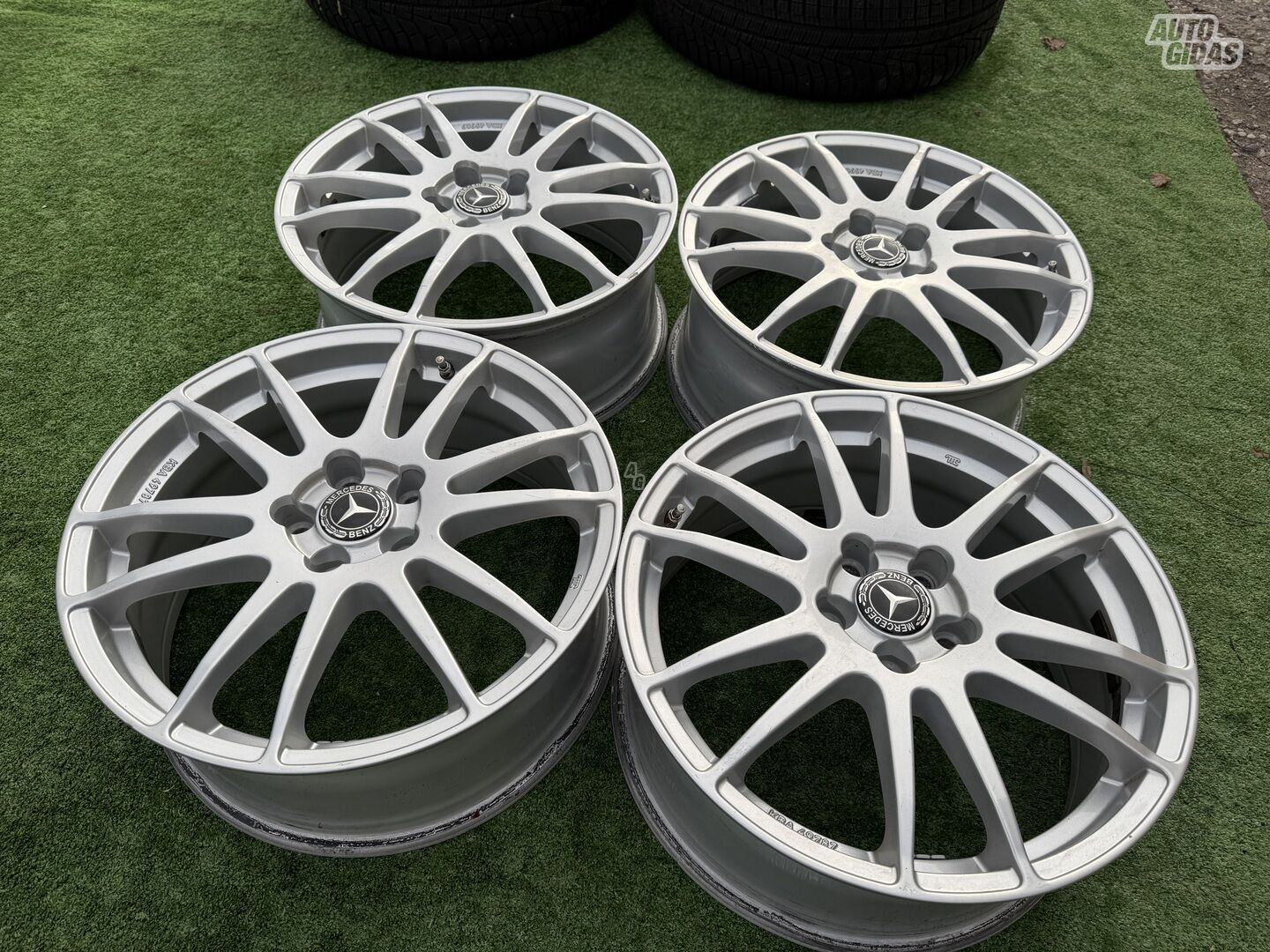 Mercedes-Benz Siunciam, 7,5J ET45 light alloy R18 rims