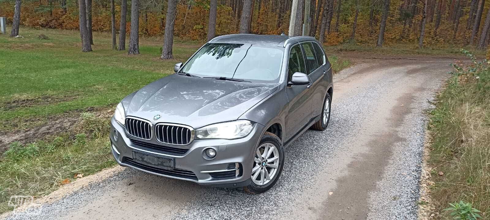 Bmw X5 2014 г Внедорожник / Кроссовер