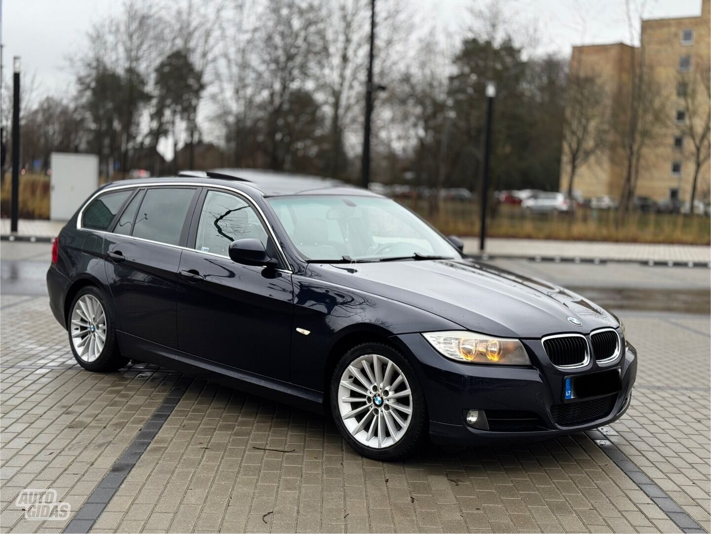 Bmw 330 2010 г Универсал