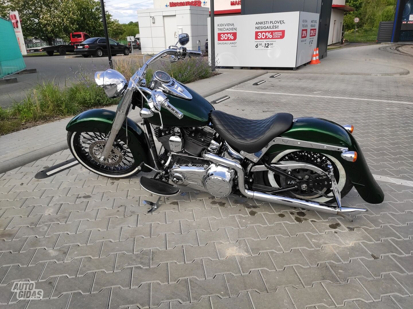 Harley-Davidson FLSTC 2011 m Čioperis / Cruiser / Custom motociklas