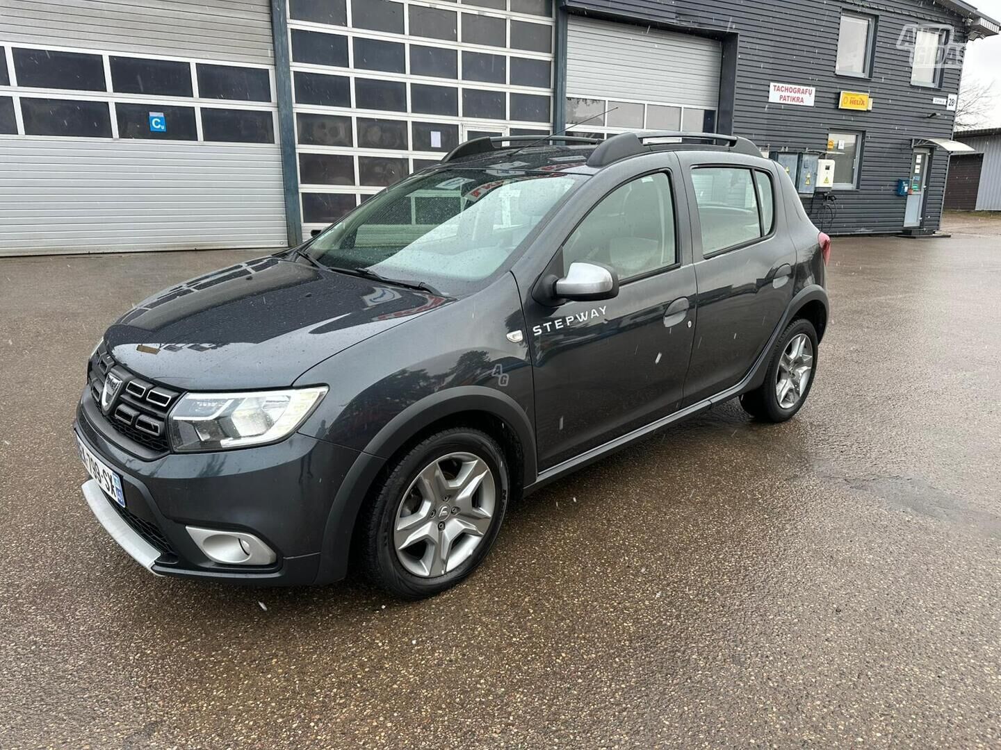 Dacia Sandero Stepway 2017 y Hatchback