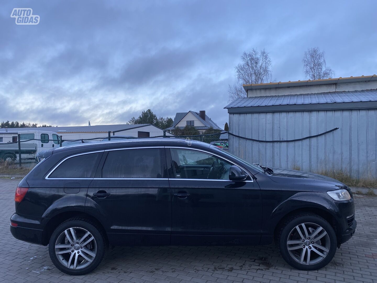 Audi Q7 2008 г Внедорожник / Кроссовер