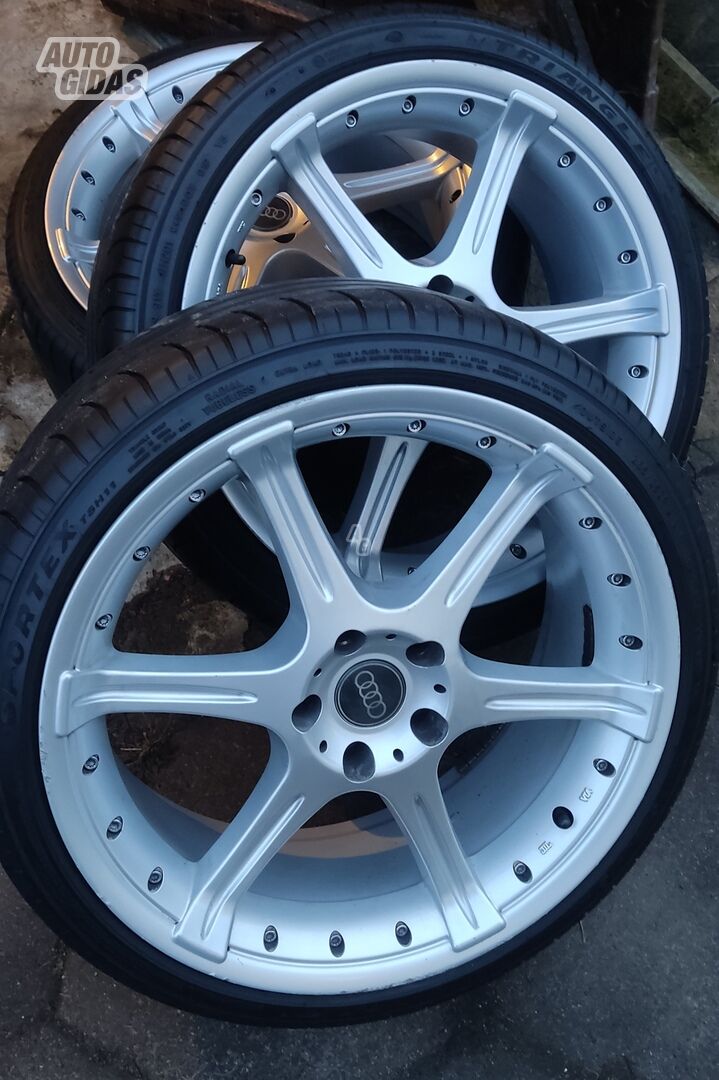 Light alloy R19 rims