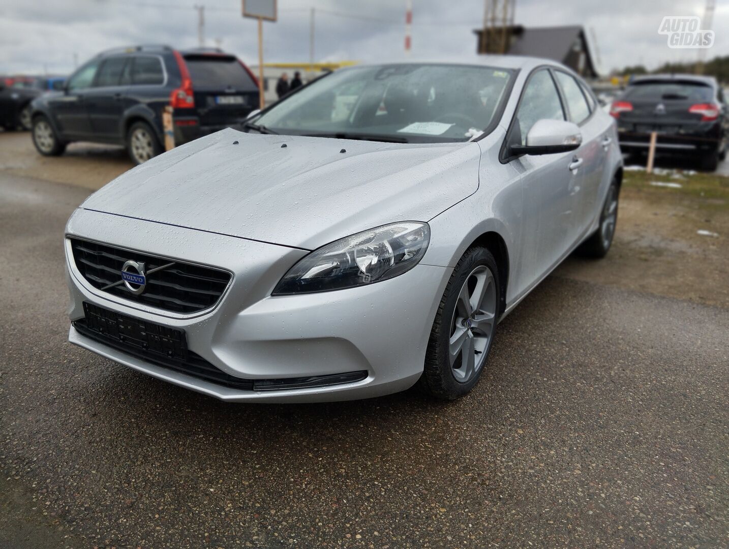 Volvo V40 2014 г Хэтчбек