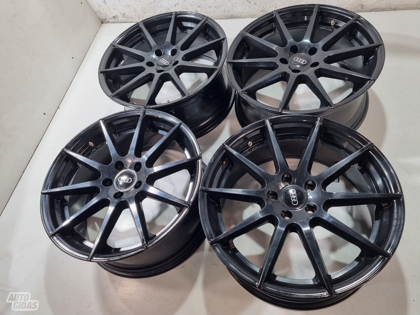 Audi R19 light alloy R19 rims