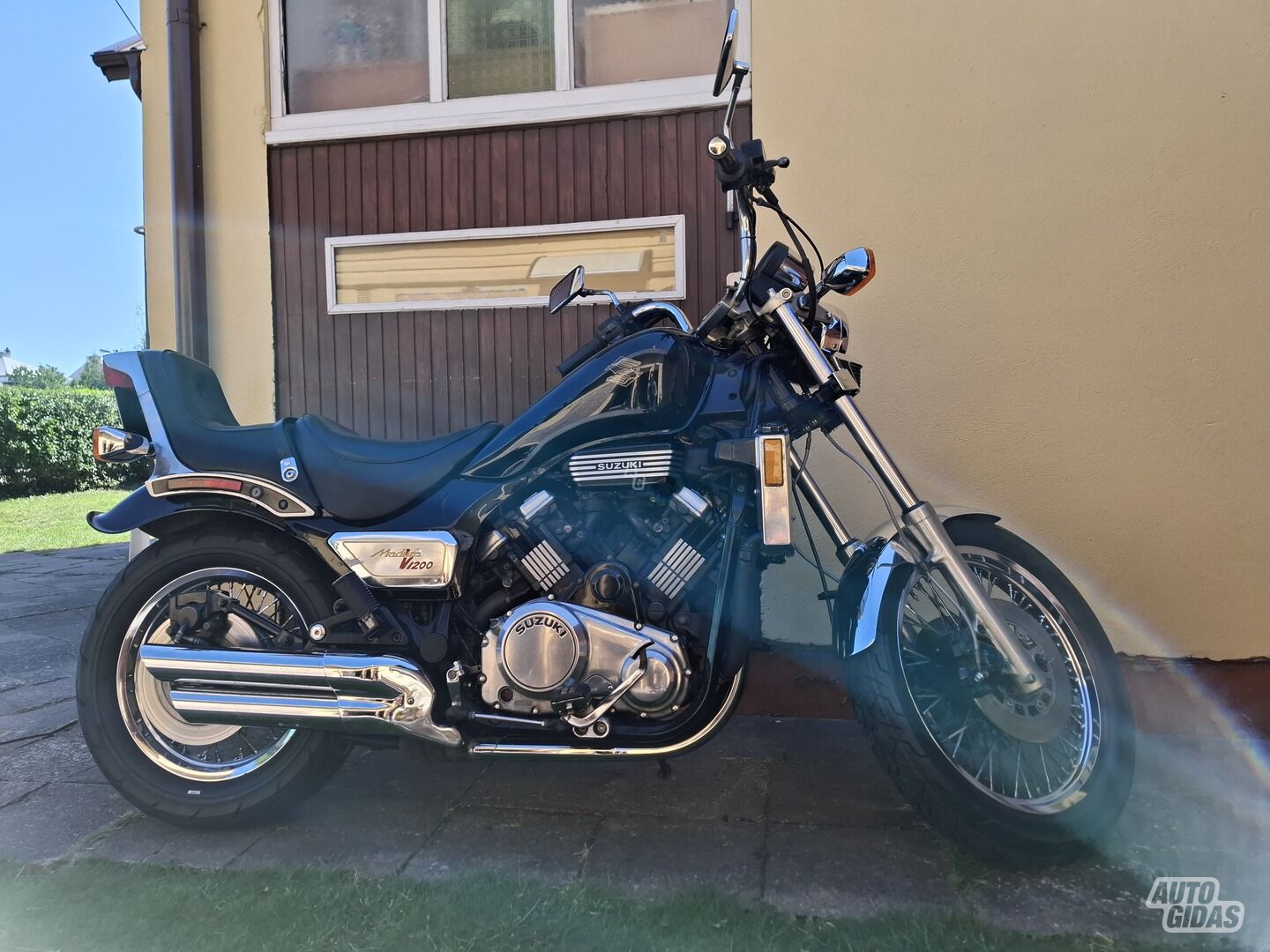 Suzuki GV 1985 m Čioperis / Cruiser / Custom motociklas