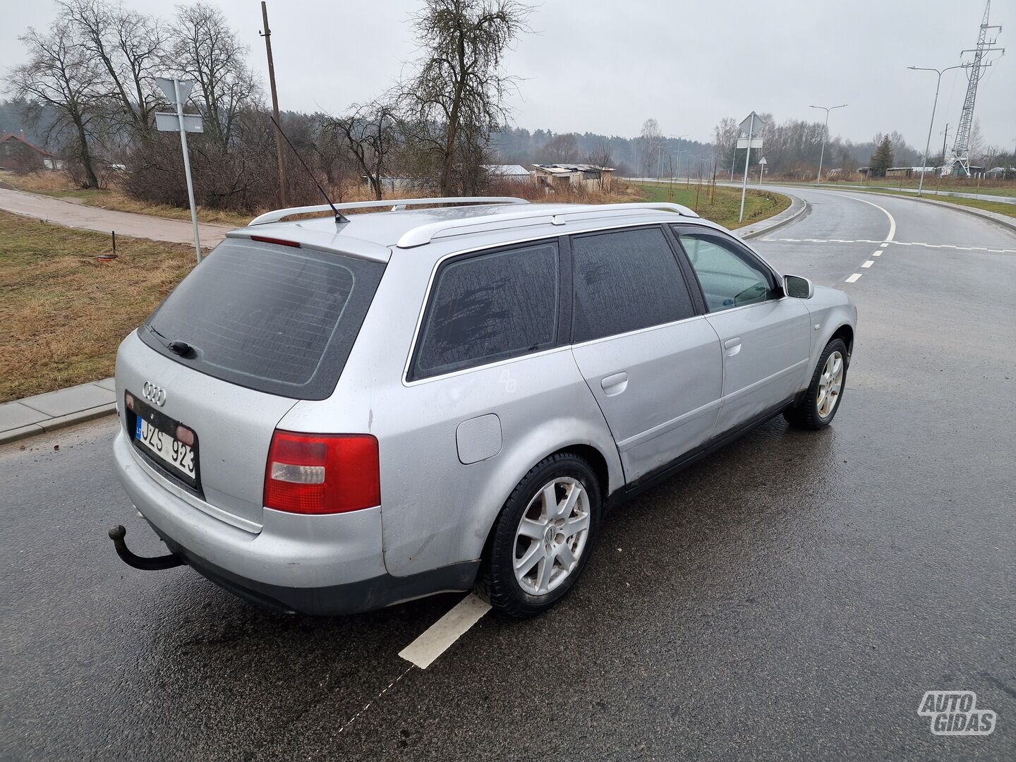 Audi A6 2003 m Universalas