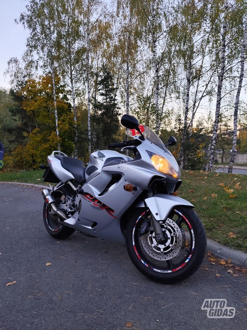 Honda CBR 2003 y Sport / Superbike motorcycle