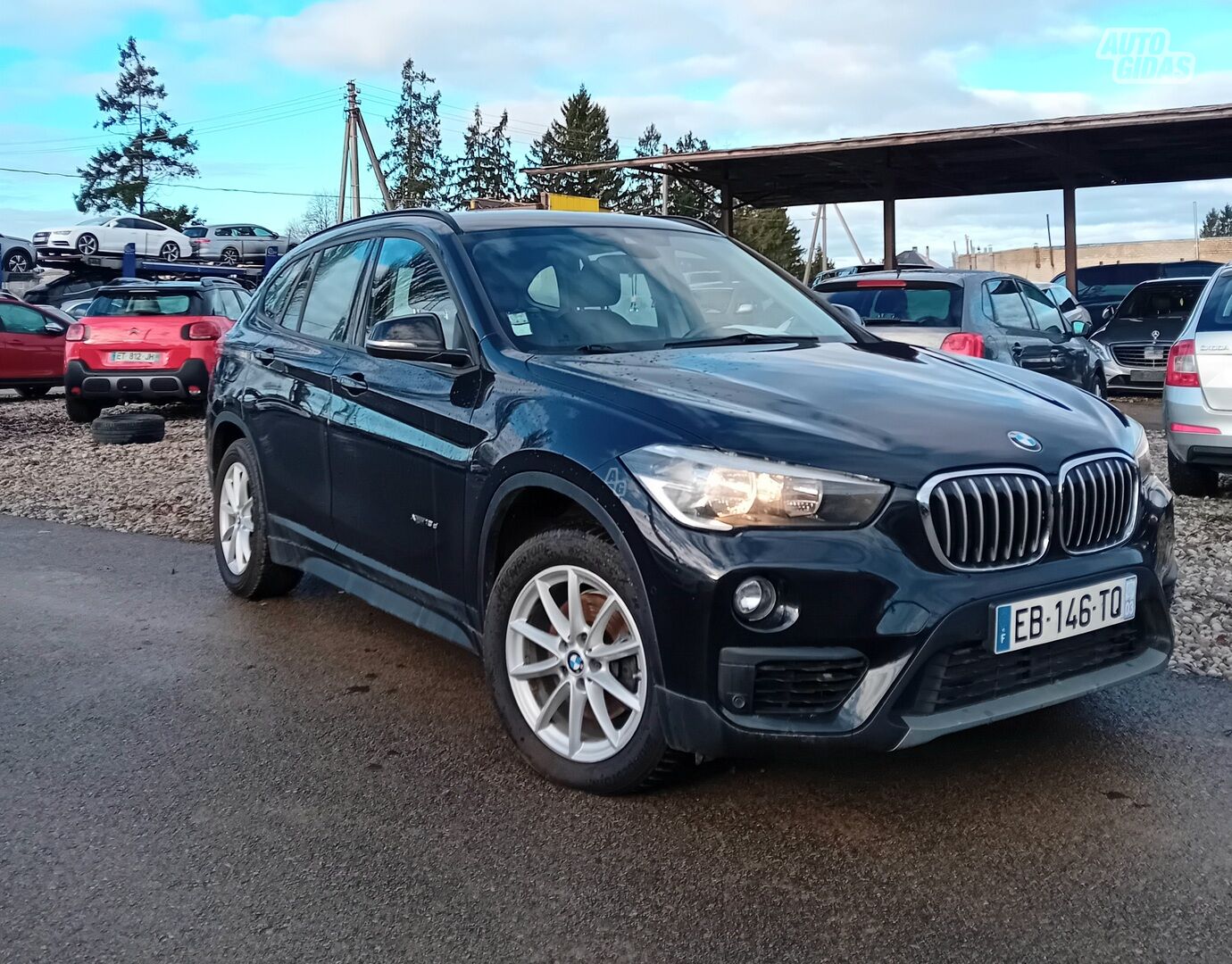 Bmw X1 2016 y Off-road / Crossover