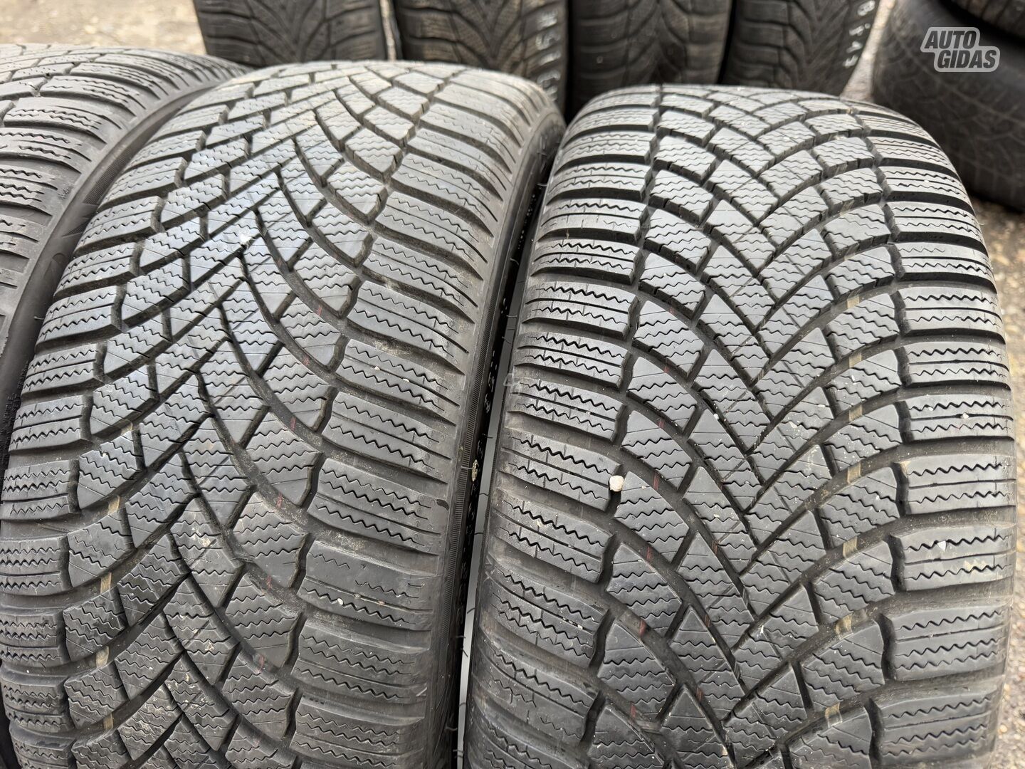 Bridgestone Siunciam, 8mm 2021m R18 winter tyres passanger car