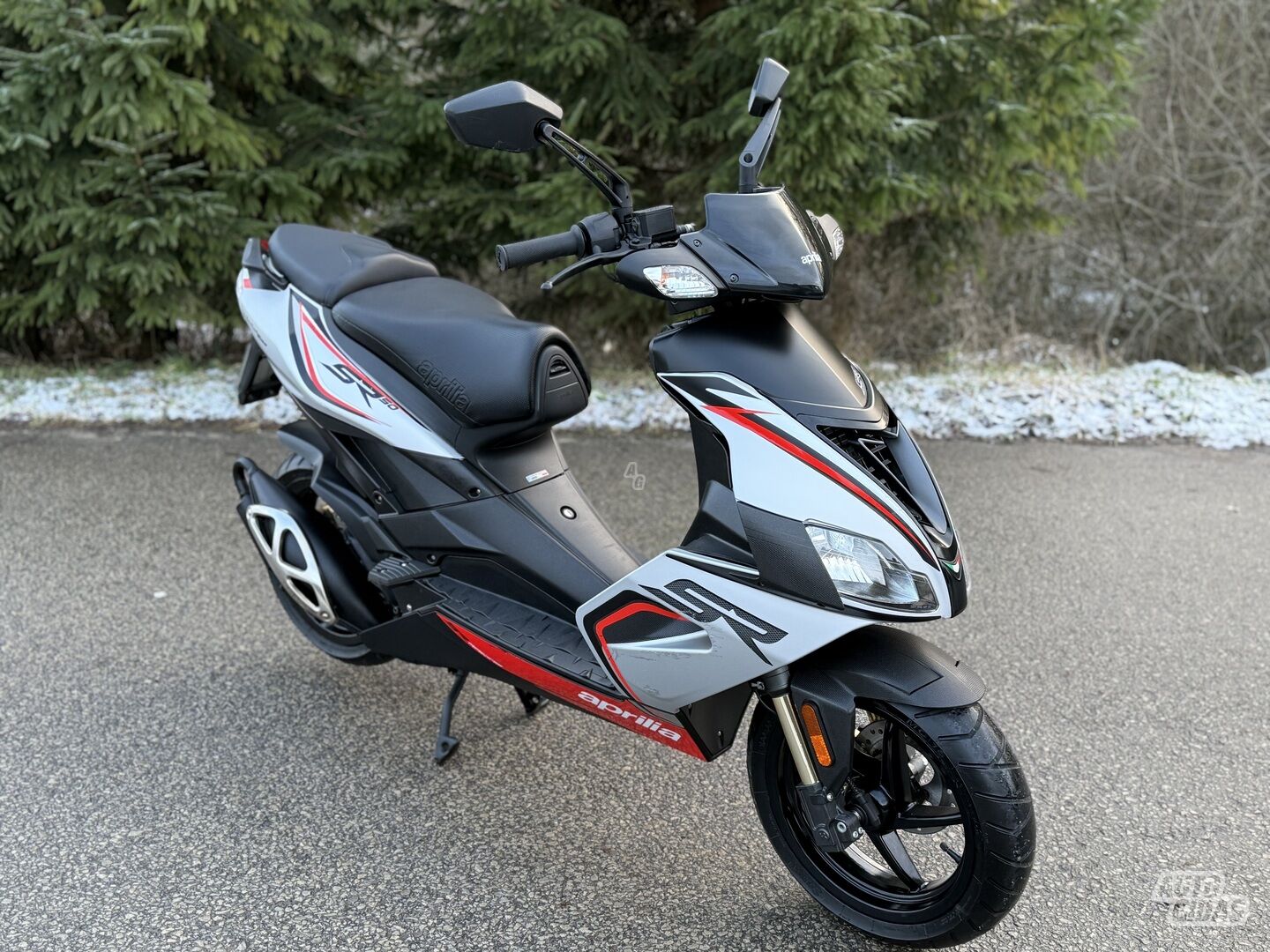 Aprilia SR 2014 y Scooter / moped