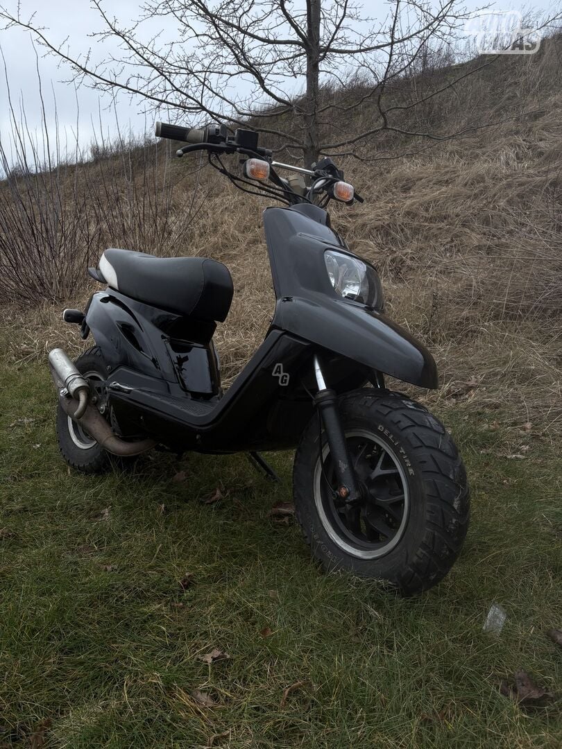 Yamaha Booster 2006 y Scooter / moped