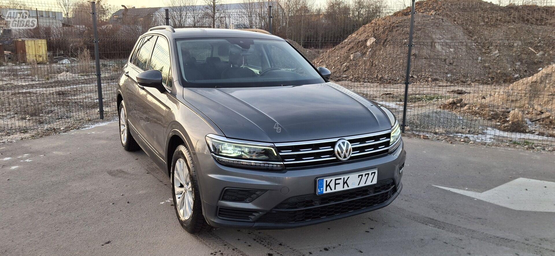 Volkswagen Tiguan 2018 y Off-road / Crossover