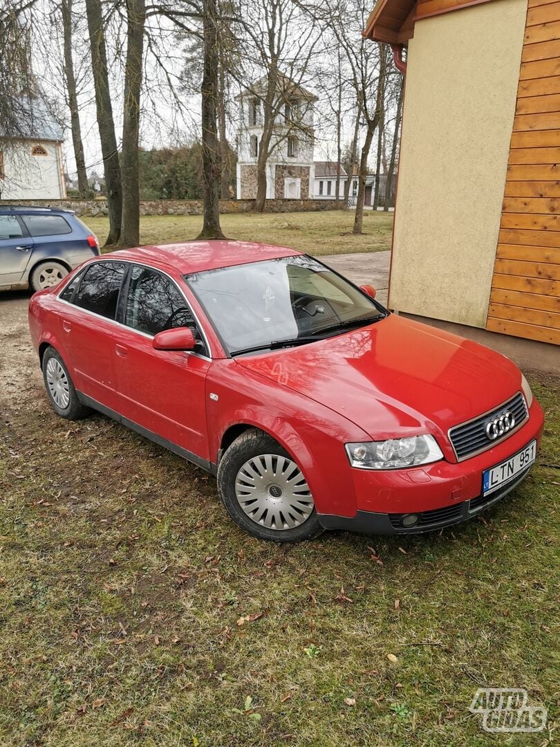 Audi A4 2003 m Sedanas