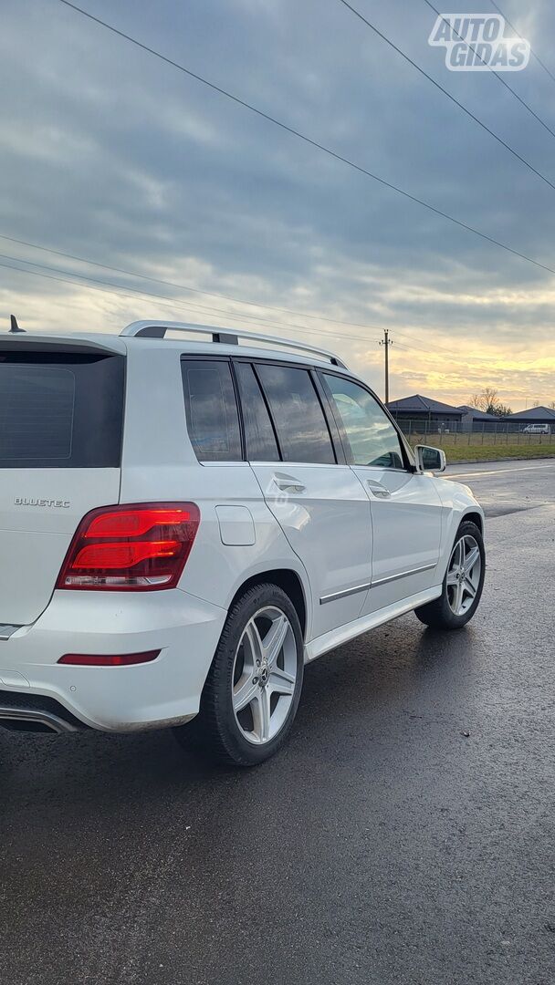 Mercedes-Benz GLK 220 2013 y Off-road / Crossover