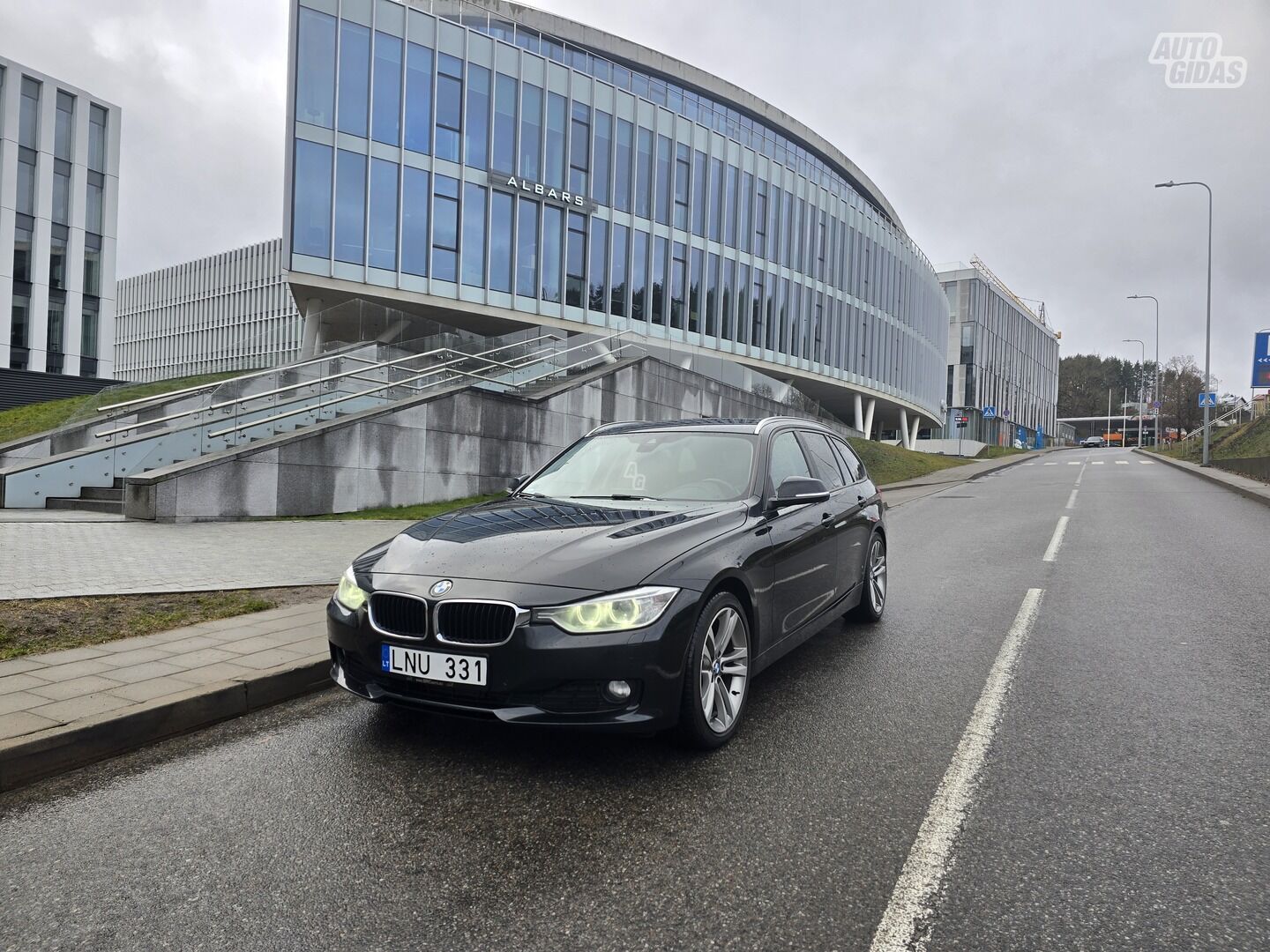 Bmw 320 2014 m Universalas