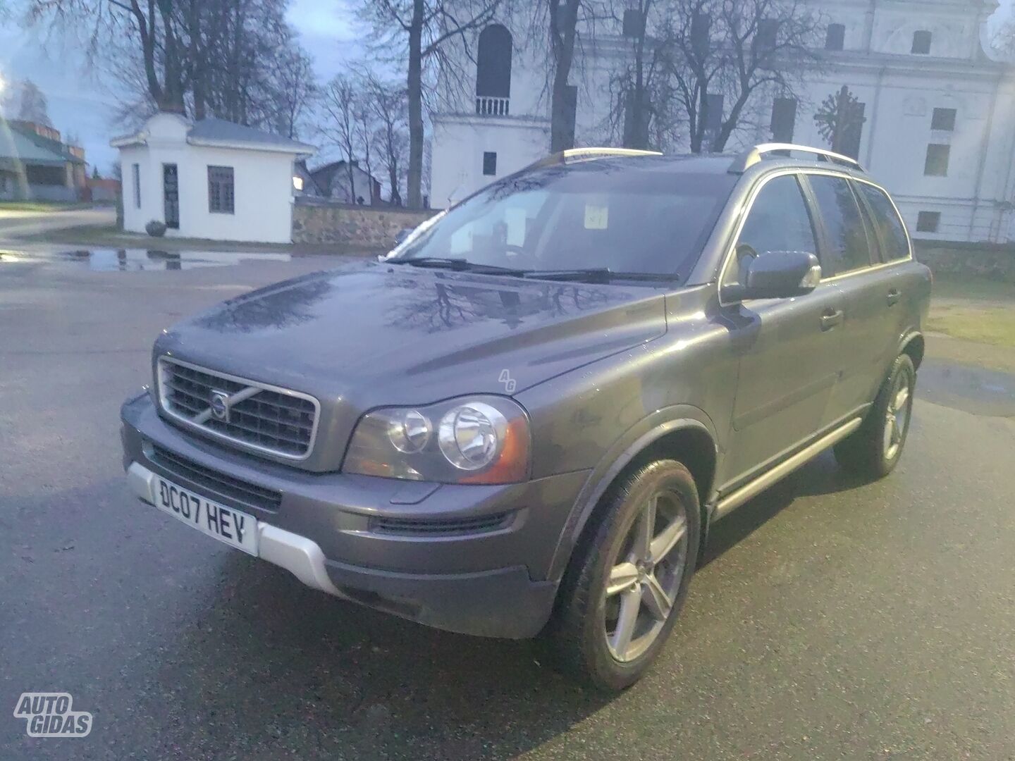 Volvo XC90 2007 y Off-road / Crossover