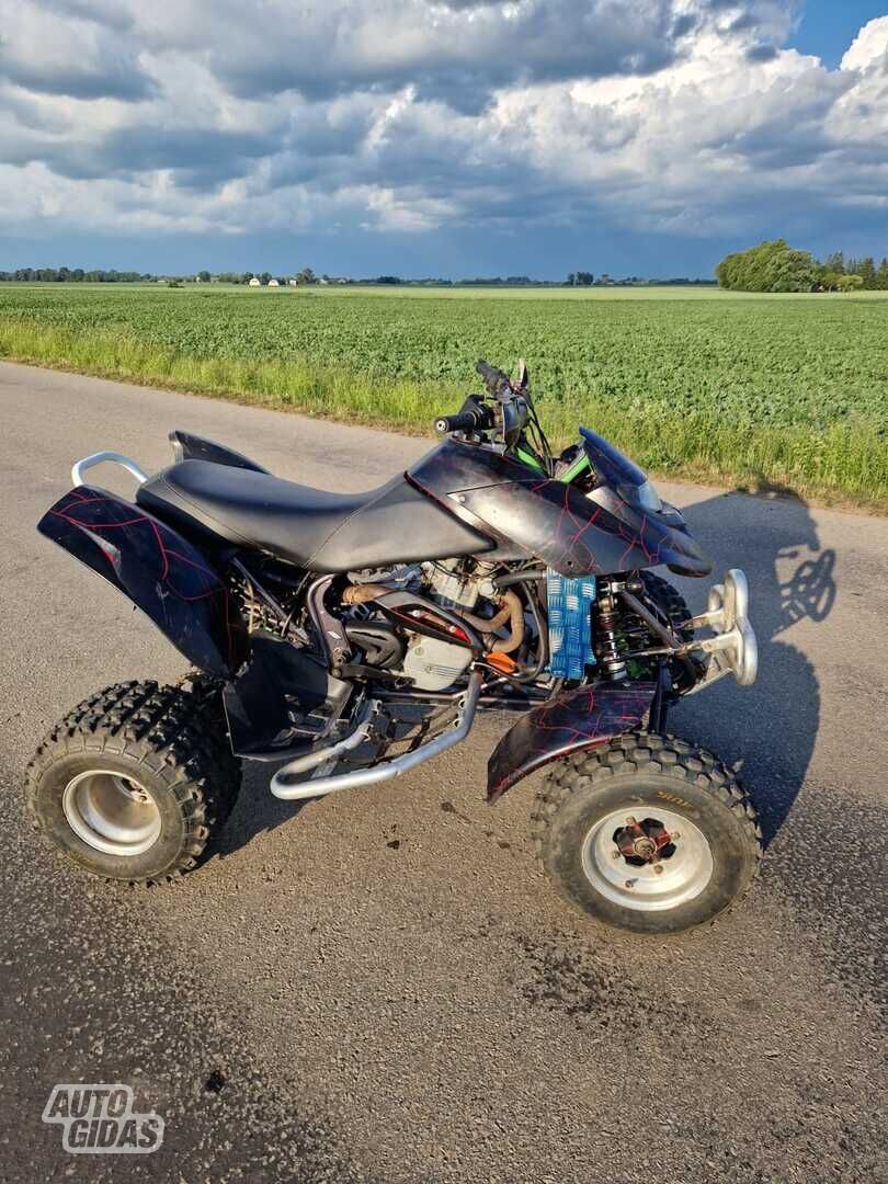 Can-Am DS 2004 y ATV motorcycle