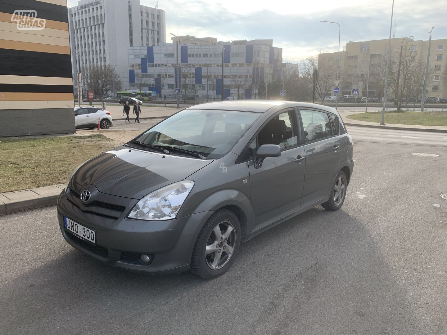 Toyota Corolla Verso 2006 y Van