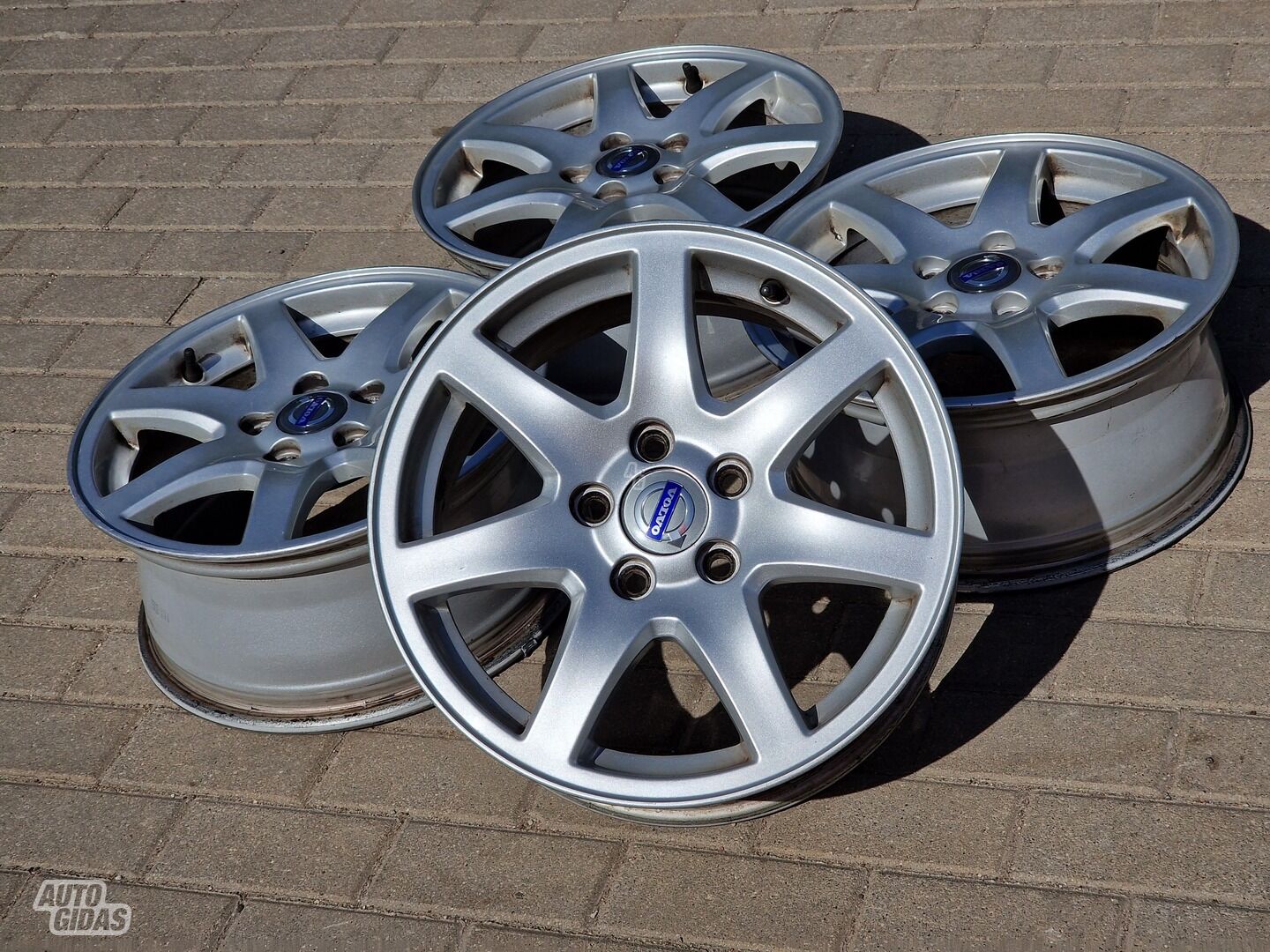 Volvo S80,S60,V40,V60,V70 V60 light alloy R16 rims